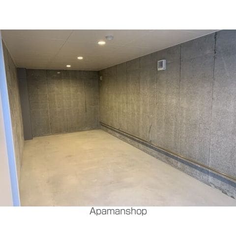 スリーナインYGの内装写真