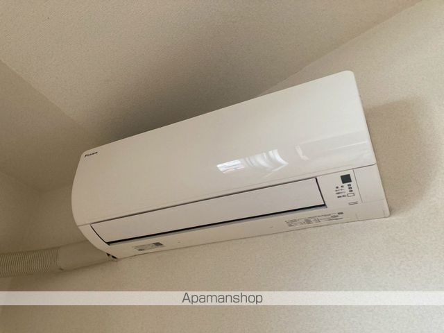 apartment IN WESTの内装写真