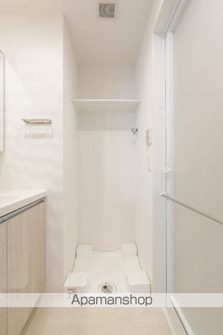 ドゥーエ日暮里IIIの内装写真