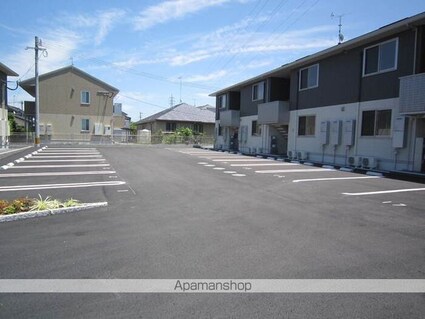 プロムナード　プルミエ[1LDK/45.54m2]の駐車場