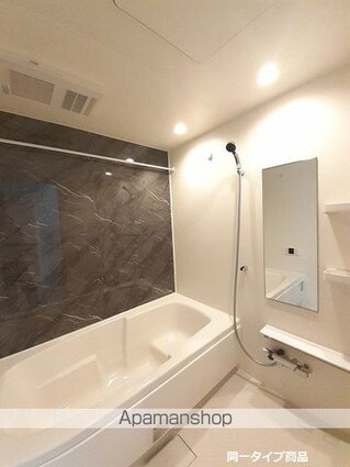 ヒカルサ新潟新津[1LDK/50.01m2]のバス