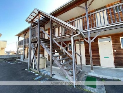 ウッディハウス林[1K/20.15m2]のエントランス