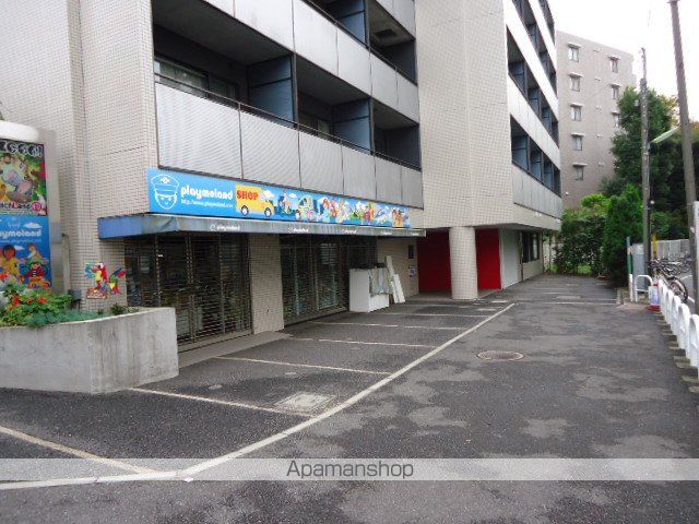サニーハイマート下北沢の外観写真