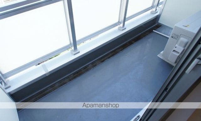 リブリ・台の内装写真