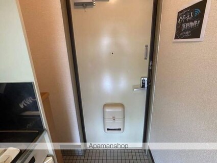 和歌山県和歌山市手平３丁目[1K/14.45m2]の玄関
