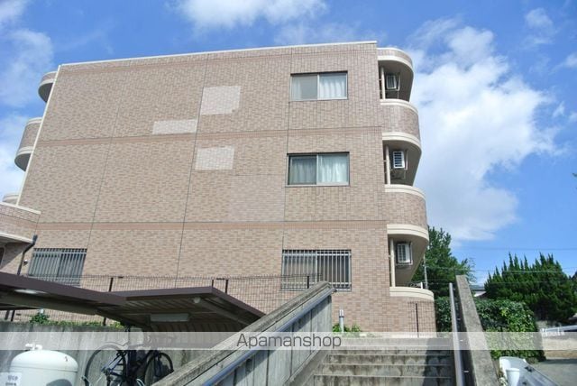 ヒルズ向イ山の外観写真