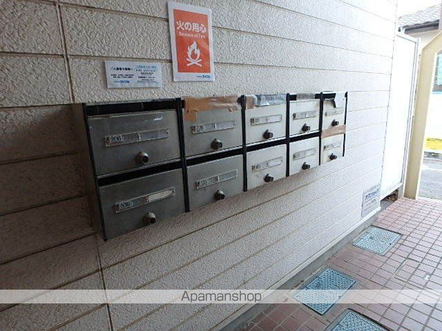 メゾンロワール皇山町の内装写真