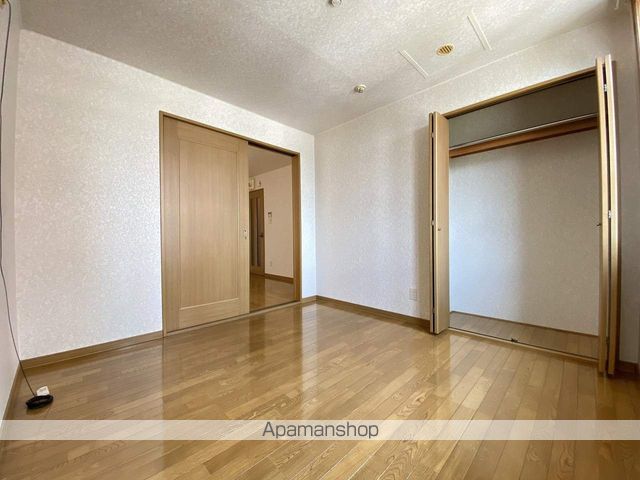 フォレストオカップIIの内装写真