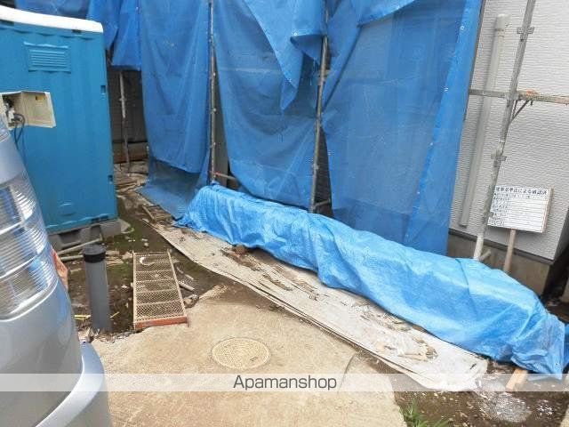 ロンディネ鷺ノ宮の玄関写真