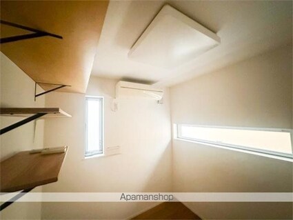 世田谷区桜丘５丁目戸建[3LDK/94.35m2]の内装2