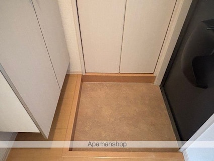 ウエストハイツ・セントラルハイツ　ウエストハイツ[1LDK/33.39m2]の玄関