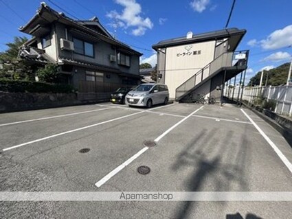 ビーライン蔵王[1LDK/41.73m2]の駐車場1