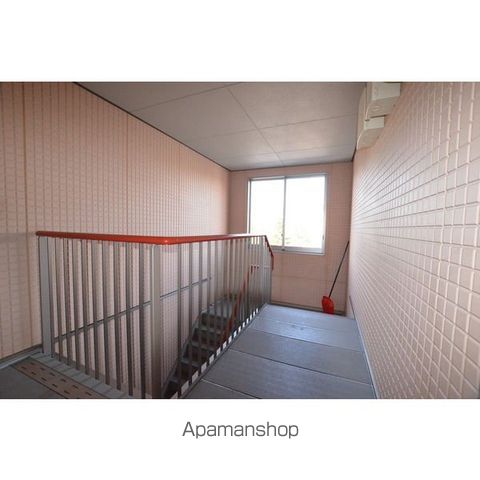 クラヴィエ北郷の玄関写真