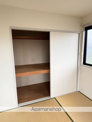 広島県広島市安佐南区緑井８丁目[2K/44.7m2]の収納