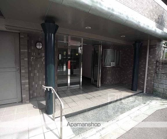 上御霊アーバンライフの玄関写真