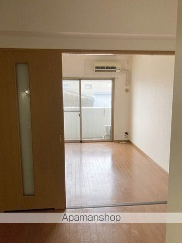 ホワイトマンション高田の内装写真