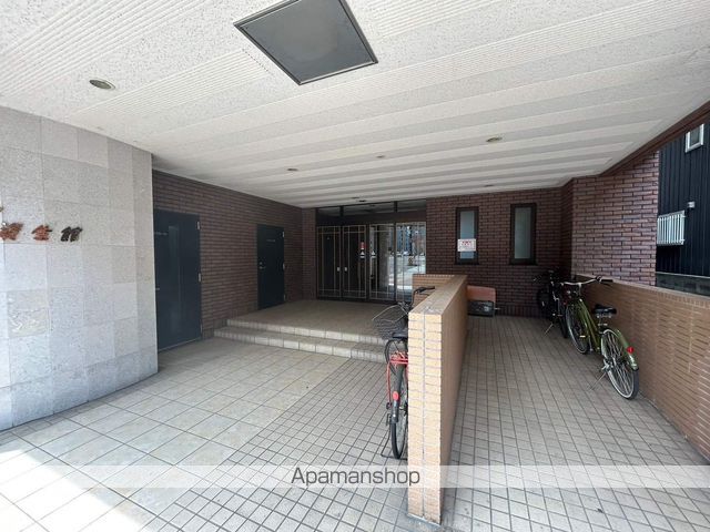 ティアラ資生館の玄関写真