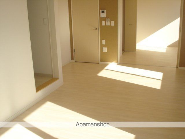 スカイハイツ ソレイユの内装写真