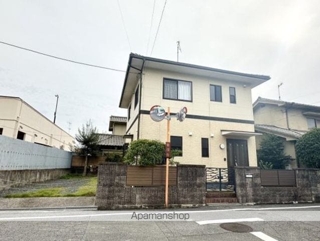 三吉町4丁目貸家の外観写真