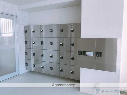 ヴェルデ・フレスコ本町[1LDK/33.19m2]の共用部1