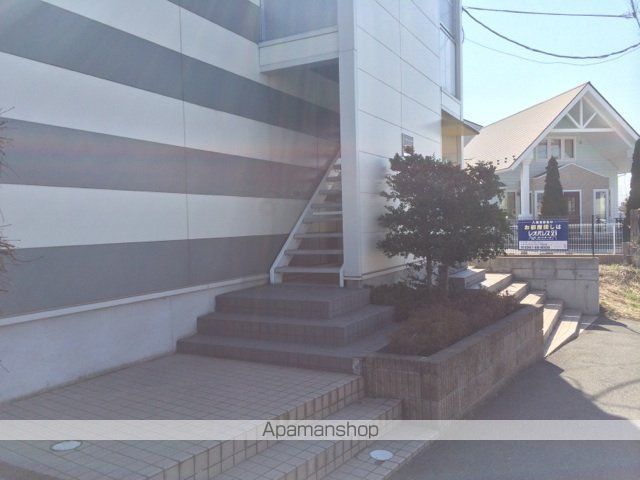レオパレスＰｅａｃｈ　Ｈｉｌｌ[1K/22.02m2]の共用部2