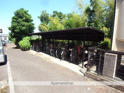 しゃんぐりらひる[2LDK/57m2]の共用部5