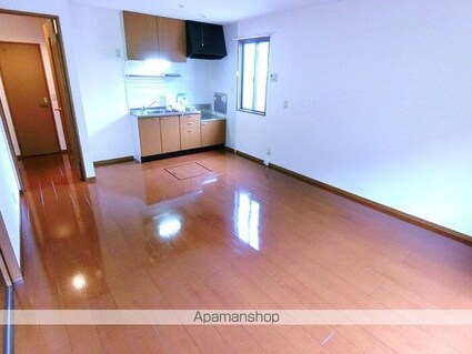 ファミリア泉[2LDK/53.76m2]のリビング・居間