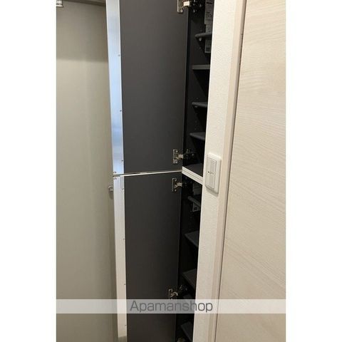 ソルナクレイシア方南町の内装写真