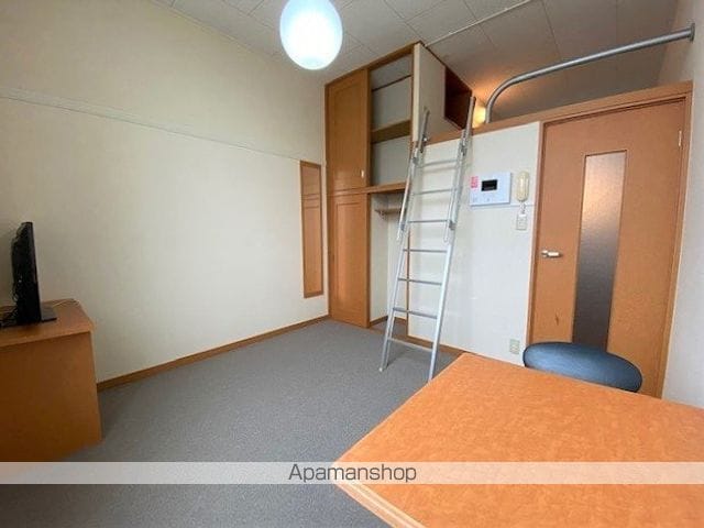 レオパレスL.フェリースの内装写真