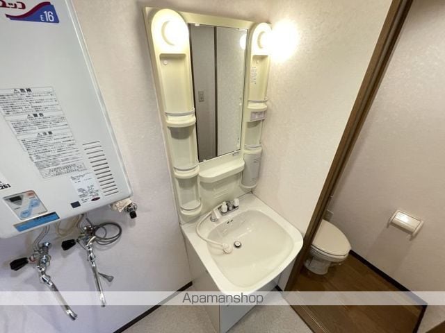 ピュアパレス港の内装写真