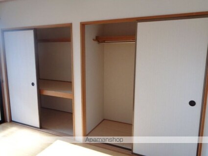 ノーブル清水　Ｃ棟[3K/50.29m2]の収納