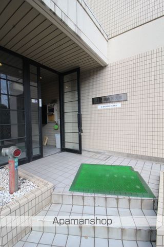 JP岡山医大東の玄関写真