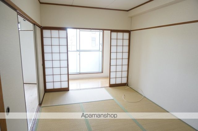 清水谷コーポの内装写真