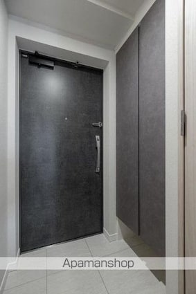 ボアビスタ上野御徒町[1DK/26.5m2]の玄関