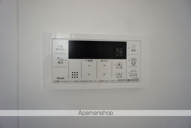 リアレクト白壁の内装写真