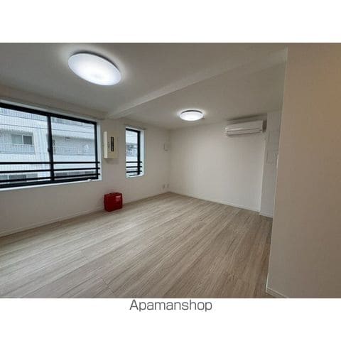 ルネコート西新宿五丁目IIIの内装写真