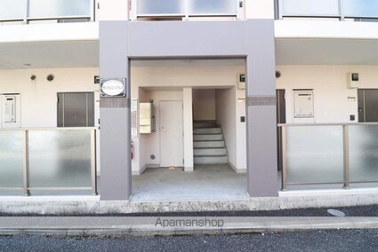 ラヴィアンローズ森田[1K/27.52m2]のエントランス1