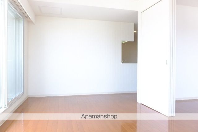レジディア南一条イーストの内装写真