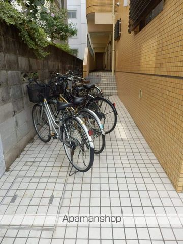 【福岡市中央区鳥飼のマンションの写真】