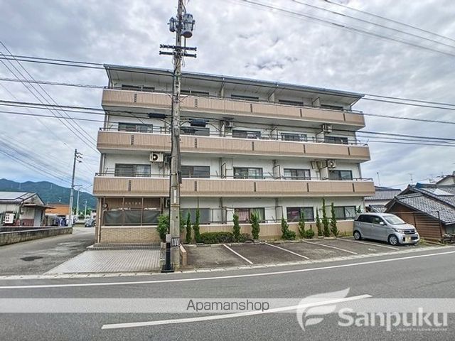 メゾンプリムラの外観写真