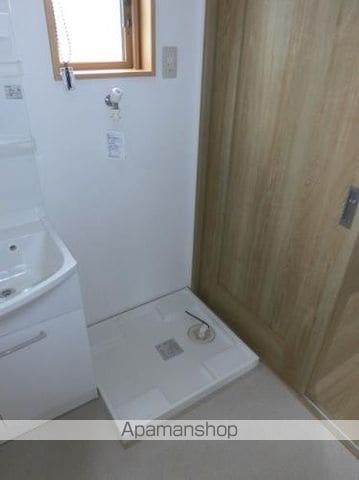 一関市 2階建 築9年の内装写真