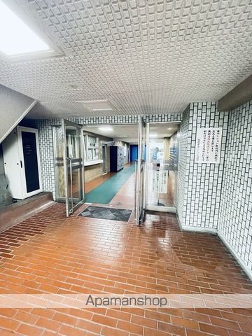越前堀永谷マンションの玄関写真