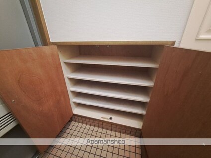 ツナダビル[1R/40.65m2]の内装1