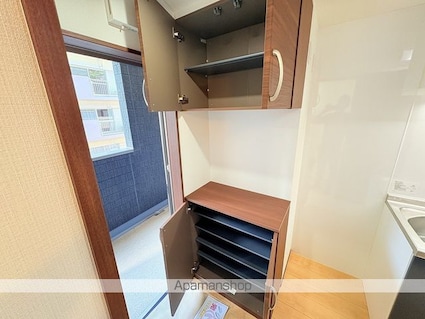 ウルス花京院Ａ[1K/27.26m2]の玄関