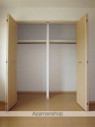 ヴィラヴェール[2LDK/56.47m2]の収納