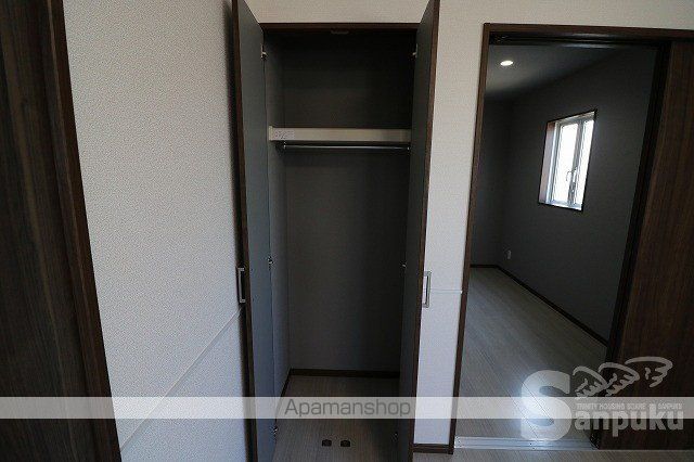 伊予鉄道横河原線 いよ立花駅 徒歩28分 2階建 築9年の内装写真