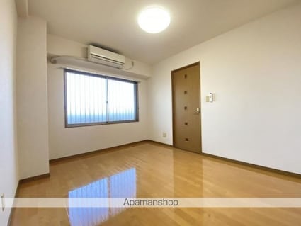 グリーンヒルズ片山[2LDK/56.7m2]の内装3