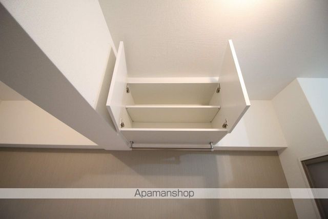 セレニテ梅田ESTの内装写真