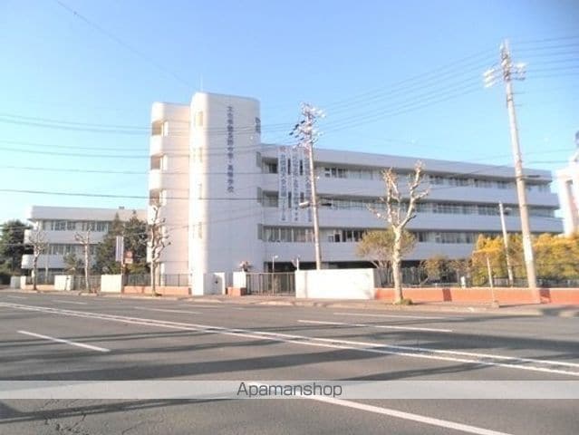 ホワイトベルローズ B棟の周辺写真