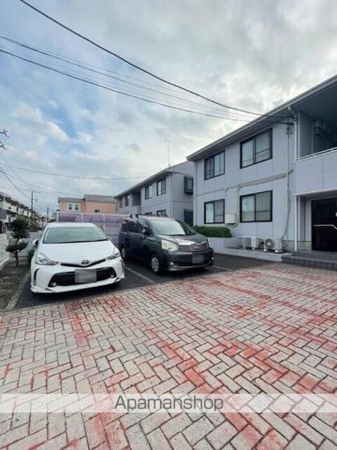 アスカハイム　Ｄ棟[3K/54.35m2]の駐車場